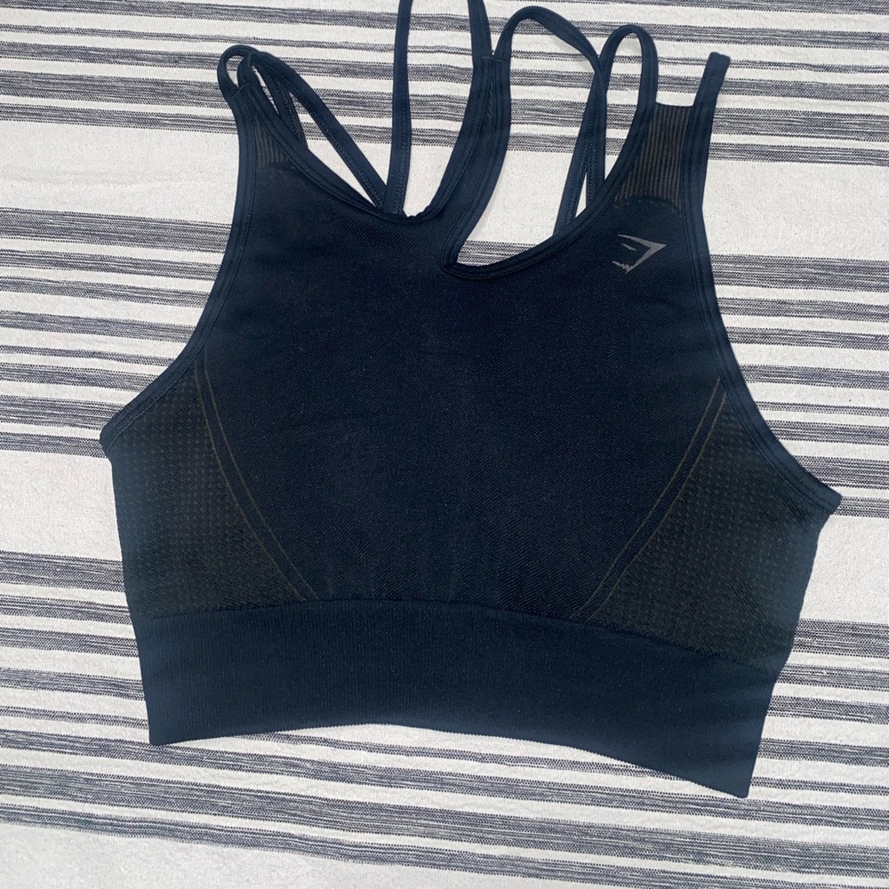 Gymshark‎ Black Asymmetrical Sportsbra Medium